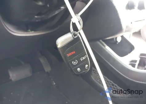 2018 Dodge Journey Se from USA, damaged, VIN 3C4PDCAB3JT253578